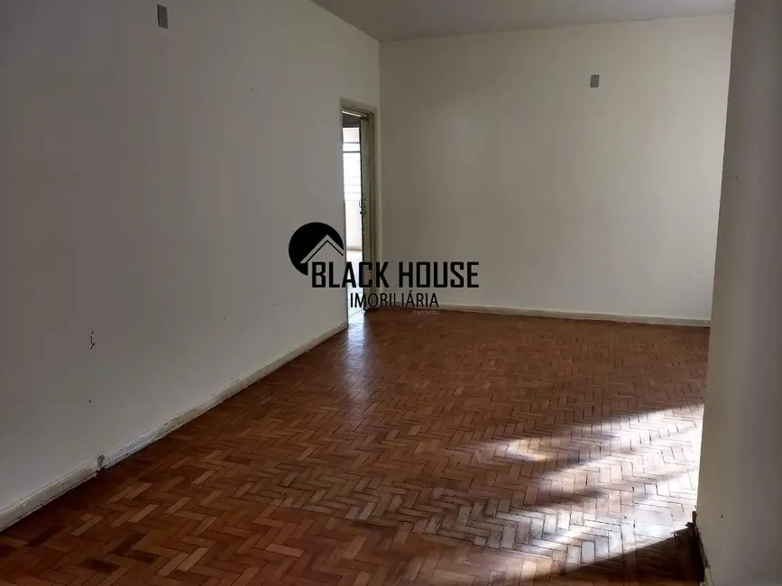 Casa com 3 quartos à venda, 360m2 em Jardim Santa Rosália, Sorocaba - SP - imagem 6 Foto 6 de Casa com 3 quartos à venda, 360m2 em Jardim Santa Rosália, Sorocaba - SP