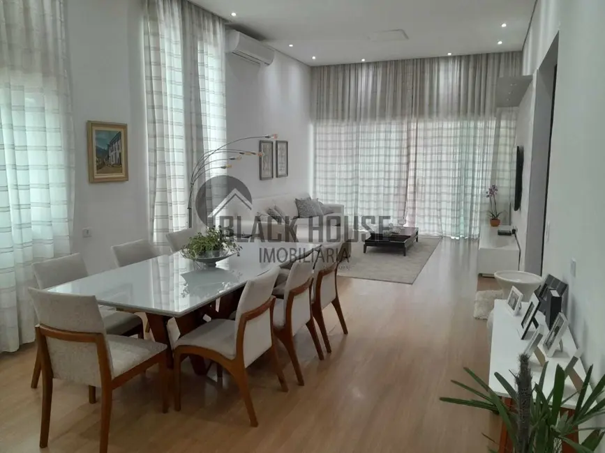 Casa de Condomínio com 3 quartos à venda, 360m2 em Cajuru do Sul, Sorocaba - SP - imagem 9 Foto 9 de Casa de Condomínio com 3 quartos à venda, 360m2 em Cajuru do Sul, Sorocaba - SP