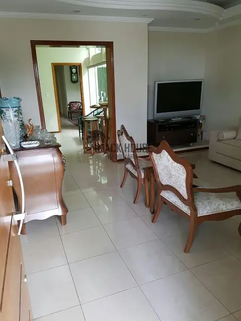Casa com 3 quartos à venda, 300m2 em Centro, Sorocaba - SP - imagem 7 Foto 7 de Casa com 3 quartos à venda, 300m2 em Centro, Sorocaba - SP