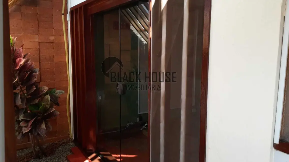 Casa com 2 quartos à venda e para alugar, 200m2 em Wanel Ville, Sorocaba - SP - imagem 9 Foto 9 de Casa com 2 quartos à venda e para alugar, 200m2 em Wanel Ville, Sorocaba - SP