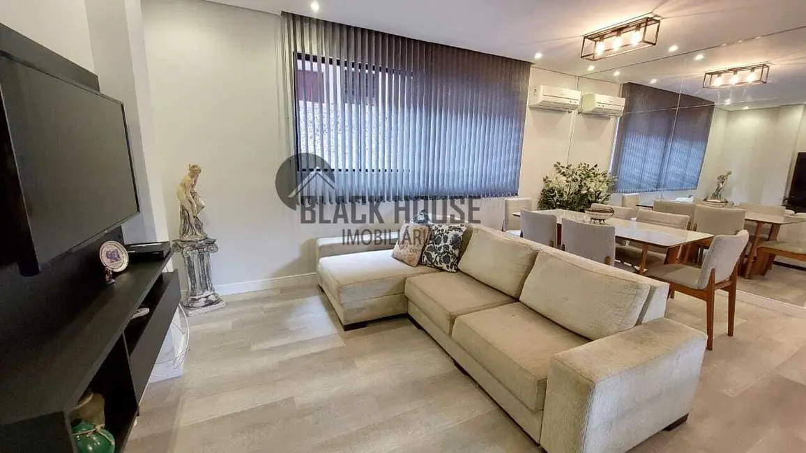 Foto 2 de Apartamento com 3 quartos à venda, 97m2 em Sao Vicente - SP