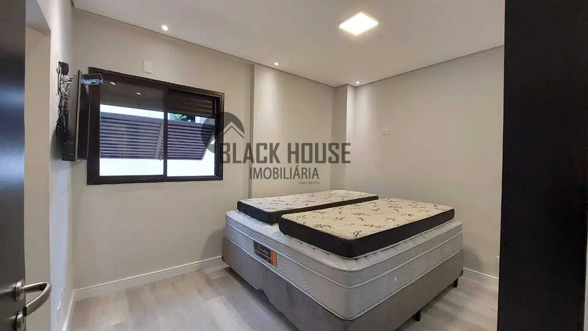 Foto 8 de Apartamento com 3 quartos à venda, 97m2 em Sao Vicente - SP