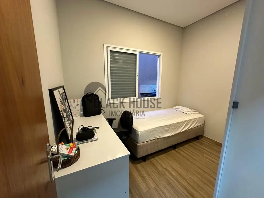Sobrado com 4 quartos à venda, 200m2 em Wanel Ville, Sorocaba - SP - imagem 8 Foto 8 de Sobrado com 4 quartos à venda, 200m2 em Wanel Ville, Sorocaba - SP