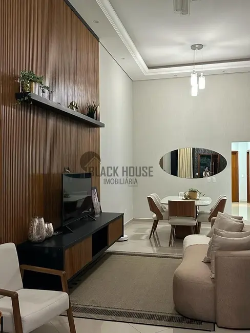 Sobrado com 4 quartos à venda, 200m2 em Wanel Ville, Sorocaba - SP - imagem 5 Foto 5 de Sobrado com 4 quartos à venda, 200m2 em Wanel Ville, Sorocaba - SP