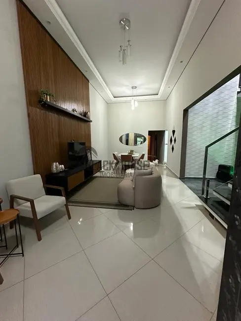 Sobrado com 4 quartos à venda, 200m2 em Wanel Ville, Sorocaba - SP - imagem 4 Foto 4 de Sobrado com 4 quartos à venda, 200m2 em Wanel Ville, Sorocaba - SP