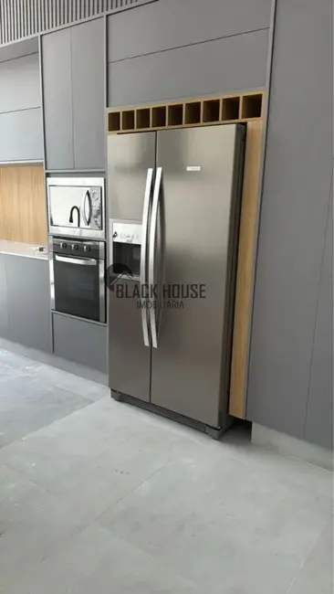 Sobrado com 3 quartos para alugar, 450m2 em Vila Martins, Itu - SP - imagem 6 Foto 6 de Sobrado com 3 quartos para alugar, 450m2 em Vila Martins, Itu - SP