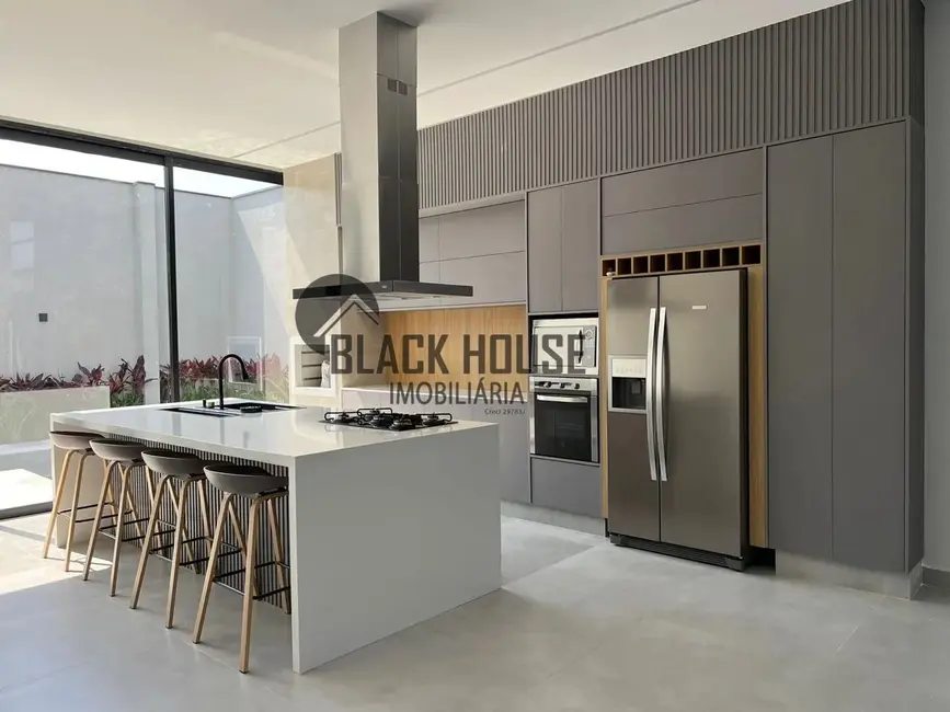 Sobrado com 3 quartos para alugar, 450m2 em Vila Martins, Itu - SP - imagem 9 Foto 9 de Sobrado com 3 quartos para alugar, 450m2 em Vila Martins, Itu - SP