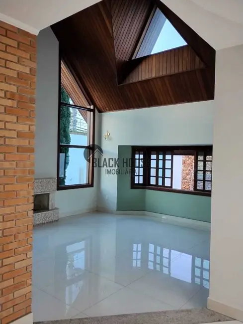Foto 3 de Casa com 3 quartos à venda, 557m2 em Vila Odim Antão, Sorocaba - SP