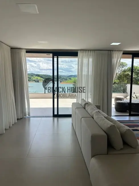 Foto 5 de Sobrado com 3 quartos à venda, 1200m2 em Igarata - SP