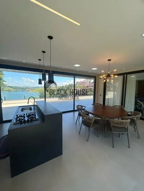 Foto 3 de Sobrado com 3 quartos à venda, 1200m2 em Igarata - SP