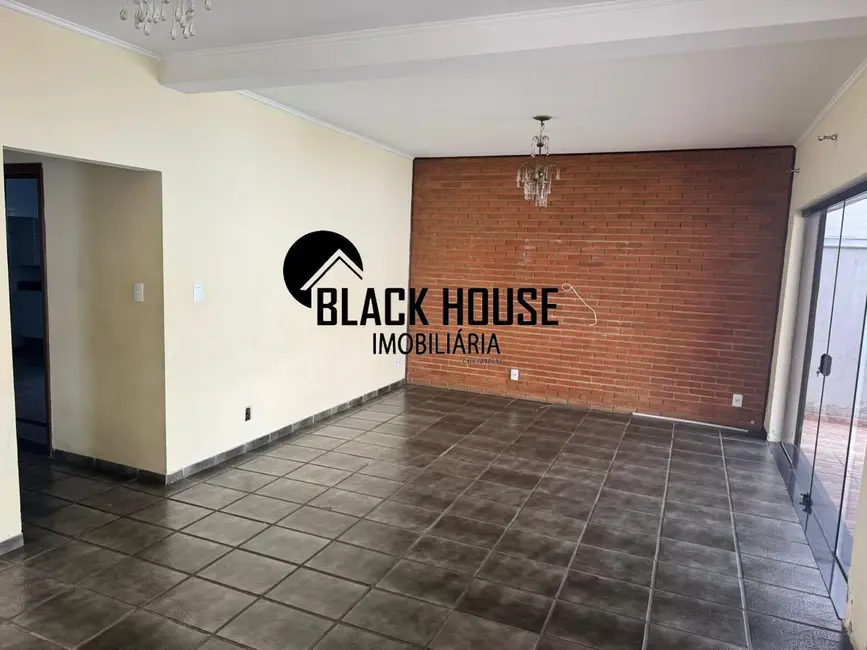 Casa com 3 quartos à venda, 300m2 em Jardim Europa, Sorocaba - SP - imagem 5 Foto 5 de Casa com 3 quartos à venda, 300m2 em Jardim Europa, Sorocaba - SP