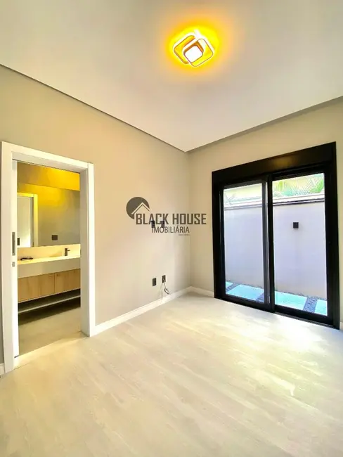 Foto 9 de Sobrado com 4 quartos à venda, 450m2 em Alphaville Nova Esplanada, Votorantim - SP