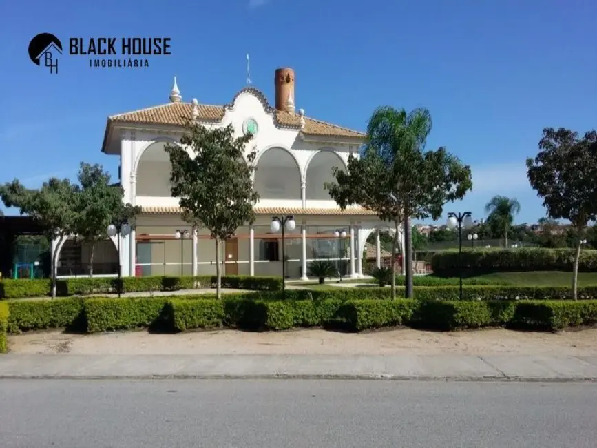 Sobrado com 4 quartos à venda, 250m2 em Iporanga, Sorocaba - SP - imagem 8 Foto 8 de Sobrado com 4 quartos à venda, 250m2 em Iporanga, Sorocaba - SP