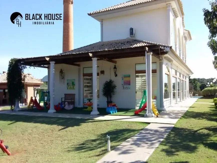 Sobrado com 4 quartos à venda, 250m2 em Iporanga, Sorocaba - SP - imagem 9 Foto 9 de Sobrado com 4 quartos à venda, 250m2 em Iporanga, Sorocaba - SP