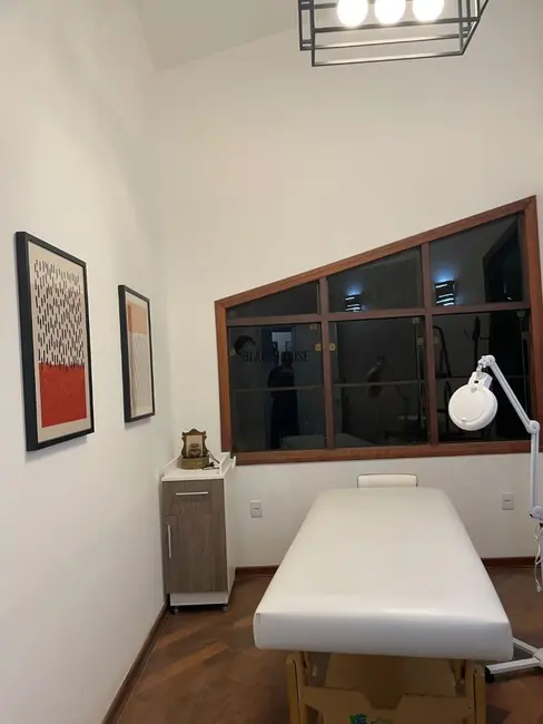 Casa à venda e para alugar, 540m2 em Parque Campolim, Sorocaba - SP - imagem 3 Foto 3 de Casa à venda e para alugar, 540m2 em Parque Campolim, Sorocaba - SP