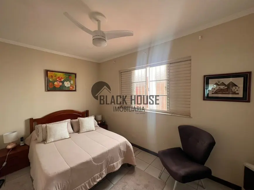 Casa com 3 quartos à venda, 286m2 em Jardim Santa Rosália, Sorocaba - SP - imagem 9 Foto 9 de Casa com 3 quartos à venda, 286m2 em Jardim Santa Rosália, Sorocaba - SP