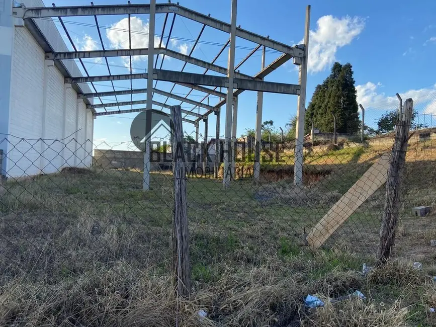 Foto 2 de Terreno / Lote à venda, 835m2 em Retiro São João, Sorocaba - SP