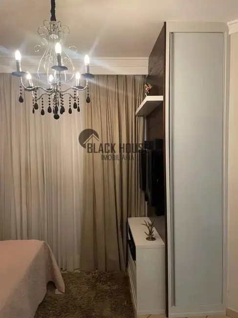 Sobrado com 3 quartos para alugar, 300m2 em Jardim Vila Inglesa, Sorocaba - SP - imagem 8 Foto 8 de Sobrado com 3 quartos para alugar, 300m2 em Jardim Vila Inglesa, Sorocaba - SP
