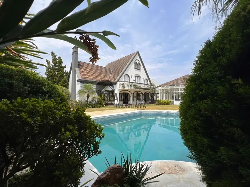 Foto 1 de Sobrado com 5 quartos à venda e para alugar, 1100m2 em Aracoiaba Da Serra - SP