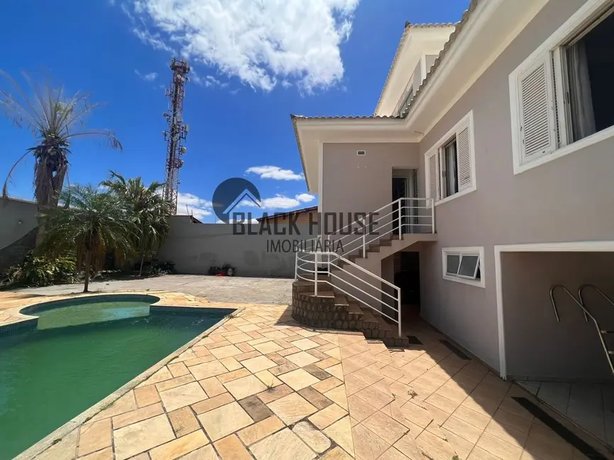 Foto 3 de Sobrado com 3 quartos para alugar, 1000m2 em Jardim dos Estados, Sorocaba - SP