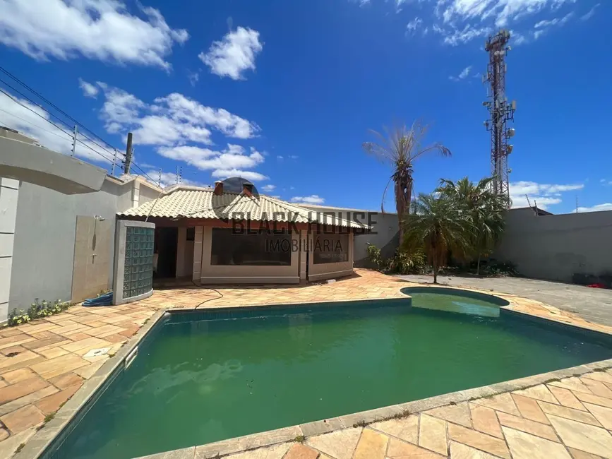 Foto 2 de Sobrado com 3 quartos para alugar, 1000m2 em Jardim dos Estados, Sorocaba - SP