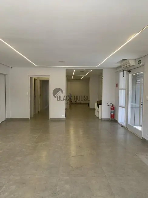 Sala Comercial à venda e para alugar, 380m2 em Jardim América, Sorocaba - SP - imagem 8 Foto 8 de Sala Comercial à venda e para alugar, 380m2 em Jardim América, Sorocaba - SP