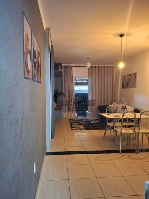 Casa com 3 quartos para alugar, 13000m2 em Jardim Sorocaba Park, Sorocaba - SP - imagem 2 Foto 2 de Casa com 3 quartos para alugar, 13000m2 em Jardim Sorocaba Park, Sorocaba - SP