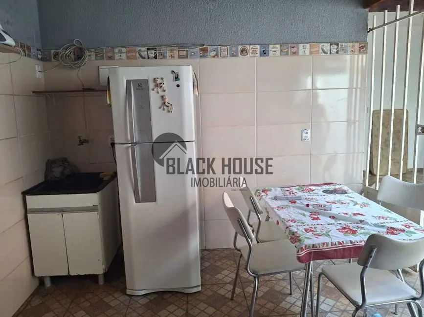 Casa com 3 quartos para alugar, 13000m2 em Jardim Sorocaba Park, Sorocaba - SP - imagem 6 Foto 6 de Casa com 3 quartos para alugar, 13000m2 em Jardim Sorocaba Park, Sorocaba - SP