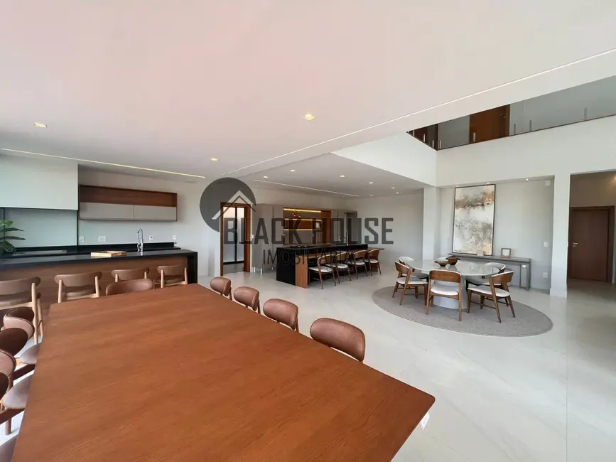 Foto 3 de Sobrado com 5 quartos à venda, 530m2 em Vossoroca, Votorantim - SP