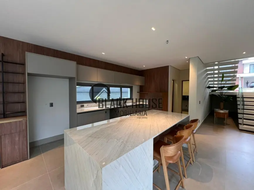 Foto 3 de Sobrado com 4 quartos à venda, 470m2 em Vossoroca, Votorantim - SP