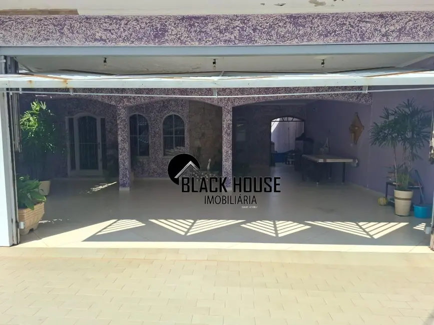 Foto 2 de Casa com 3 quartos à venda, 310m2 em Parque das Laranjeiras, Sorocaba - SP