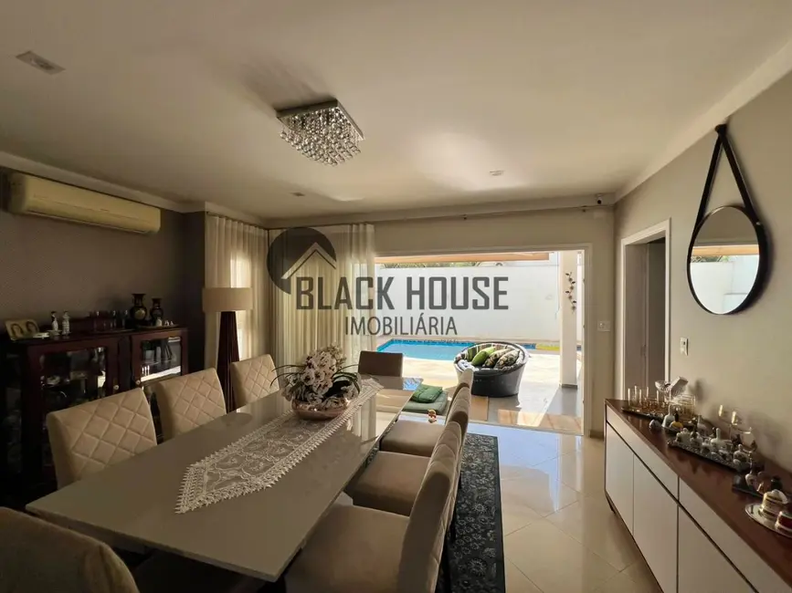 Sobrado com 3 quartos à venda, 361m2 em Parque Campolim, Sorocaba - SP - imagem 5 Foto 5 de Sobrado com 3 quartos à venda, 361m2 em Parque Campolim, Sorocaba - SP