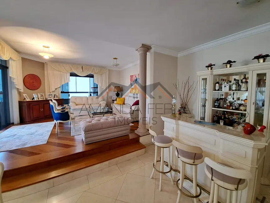 Foto 5 de Apartamento com 4 quartos à venda, 270m2 em Santa Paula, Sao Caetano Do Sul - SP