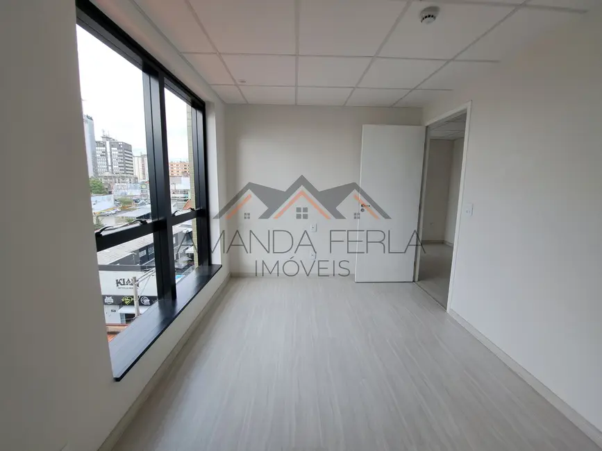 Sala Comercial para alugar, 47m2 em Centro, Sao Caetano Do Sul - SP - imagem 4 Foto 4 de Sala Comercial para alugar, 47m2 em Centro, Sao Caetano Do Sul - SP