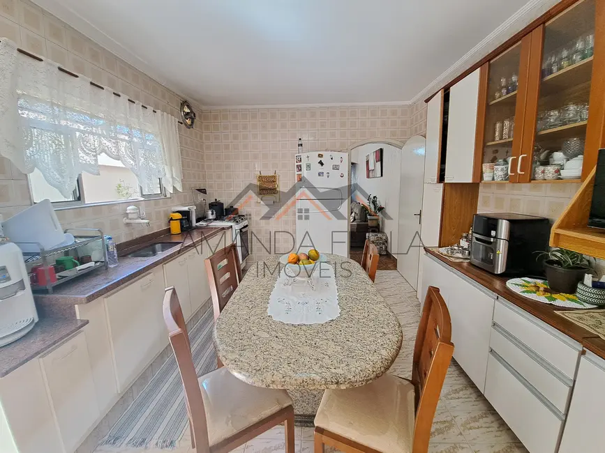 Foto 4 de Casa com 5 quartos à venda, 231m2 em Cerâmica, Sao Caetano Do Sul - SP