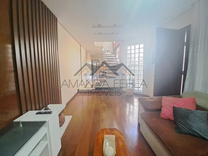 Foto 6 de Casa com 3 quartos à venda e para alugar, 280m2 em Santa Paula, Sao Caetano Do Sul - SP