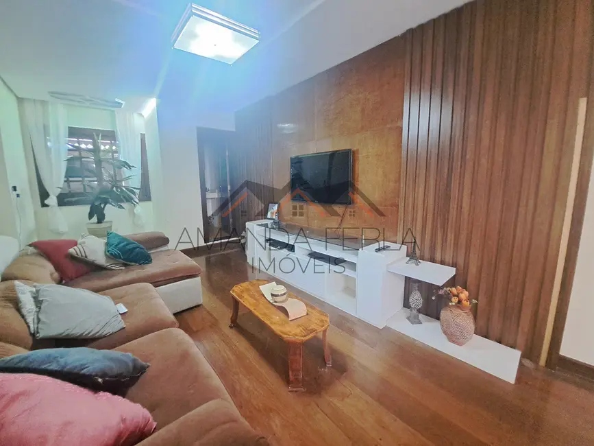 Foto 5 de Casa com 3 quartos à venda e para alugar, 280m2 em Santa Paula, Sao Caetano Do Sul - SP