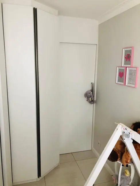 Apartamento com 3 quartos à venda, 73m2 em Jardim Tupanci, Barueri - SP - imagem 6 Foto 6 de Apartamento com 3 quartos à venda, 73m2 em Jardim Tupanci, Barueri - SP