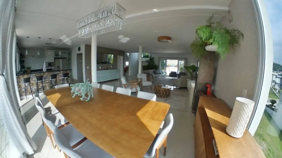 Casa com 5 quartos à venda, 398m2 em Alphaville, Santana De Parnaiba - SP - imagem 4 Foto 4 de Casa com 5 quartos à venda, 398m2 em Alphaville, Santana De Parnaiba - SP