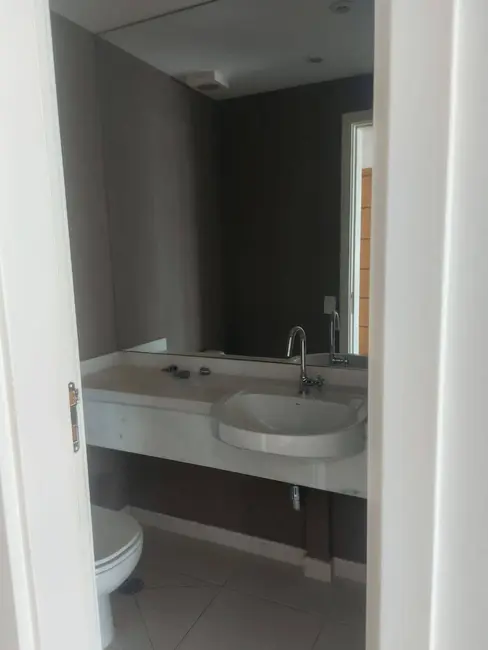 Foto 8 de Apartamento com 3 quartos para alugar, 258m2 em Alphaville Empresarial, Barueri - SP