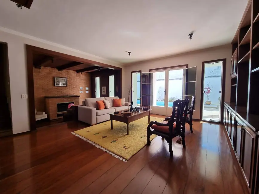 Casa com 4 quartos à venda, 381m2 em Alphaville, Santana De Parnaiba - SP - imagem 1 Foto 1 de Casa com 4 quartos à venda, 381m2 em Alphaville, Santana De Parnaiba - SP