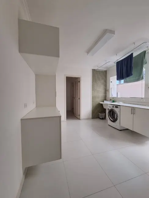 Casa com 4 quartos à venda, 381m2 em Alphaville, Santana De Parnaiba - SP - imagem 8 Foto 8 de Casa com 4 quartos à venda, 381m2 em Alphaville, Santana De Parnaiba - SP