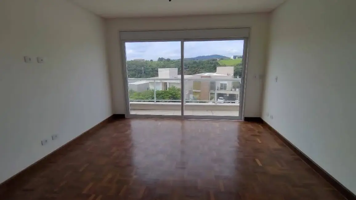 Casa com 4 quartos à venda, 470m2 em Alphaville, Santana De Parnaiba - SP - imagem 2 Foto 2 de Casa com 4 quartos à venda, 470m2 em Alphaville, Santana De Parnaiba - SP