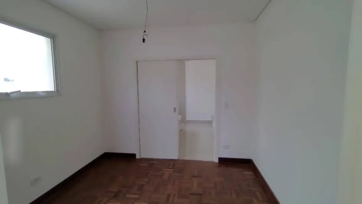 Casa com 4 quartos à venda, 470m2 em Alphaville, Santana De Parnaiba - SP - imagem 8 Foto 8 de Casa com 4 quartos à venda, 470m2 em Alphaville, Santana De Parnaiba - SP