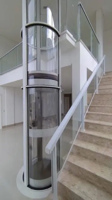 Casa com 4 quartos à venda, 470m2 em Alphaville, Santana De Parnaiba - SP - imagem 3 Foto 3 de Casa com 4 quartos à venda, 470m2 em Alphaville, Santana De Parnaiba - SP