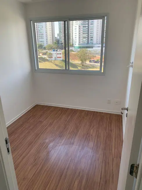Apartamento com 2 quartos à venda, 54m2 em Alphaville Empresarial, Barueri - SP - imagem 3 Foto 3 de Apartamento com 2 quartos à venda, 54m2 em Alphaville Empresarial, Barueri - SP