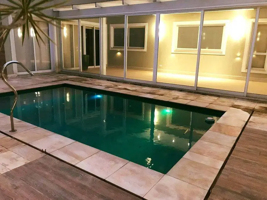 Foto 8 de Casa à venda, 680m2 em Aldeia da Serra, Barueri - SP