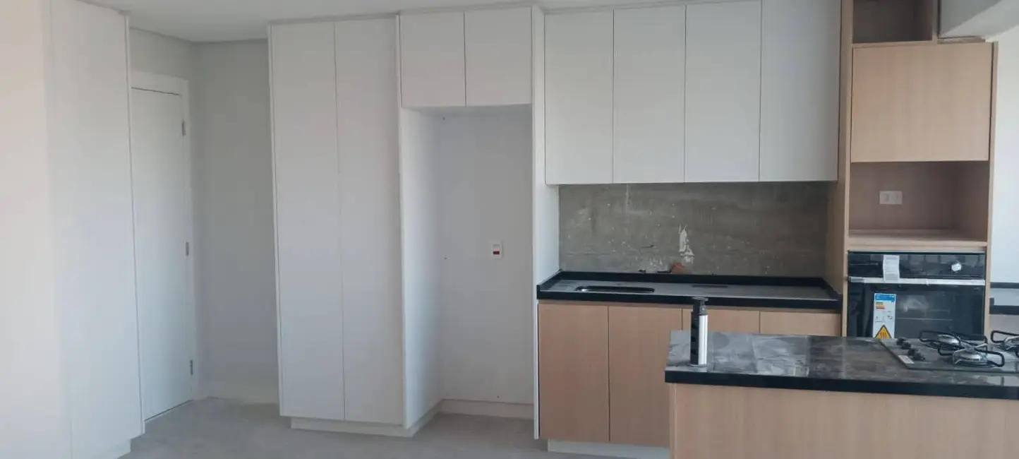 Foto 3 de Apartamento com 1 quarto à venda e para alugar, 54m2 em Alphaville Empresarial, Barueri - SP