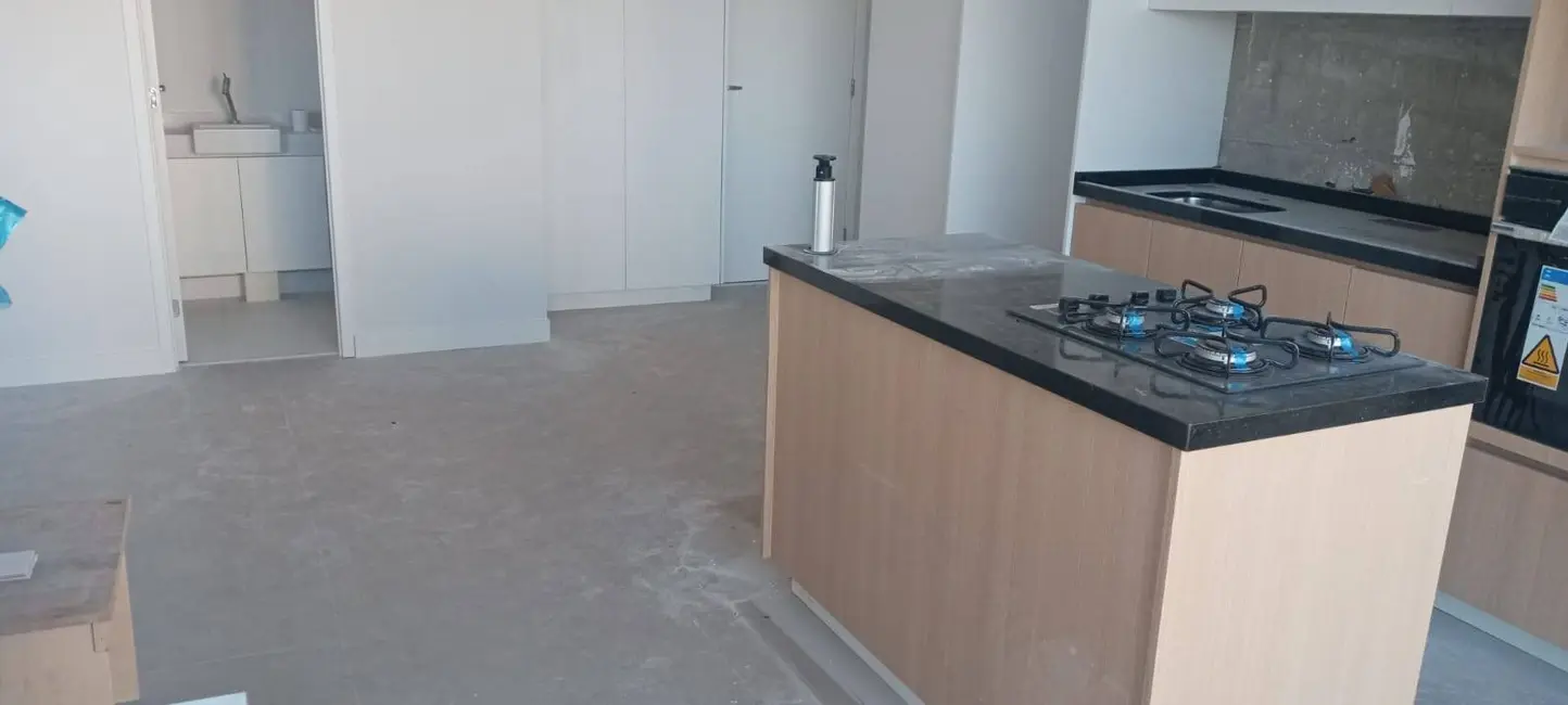 Foto 2 de Apartamento com 1 quarto à venda e para alugar, 54m2 em Alphaville Empresarial, Barueri - SP