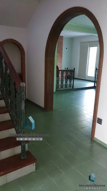 Casa com 3 quartos para alugar, 500m2 em Jardim das Paineiras, Campinas - SP - imagem 3 Foto 3 de Casa com 3 quartos para alugar, 500m2 em Jardim das Paineiras, Campinas - SP